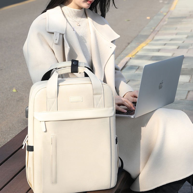 13-inch-Laptop-Backpack-Display-Image2