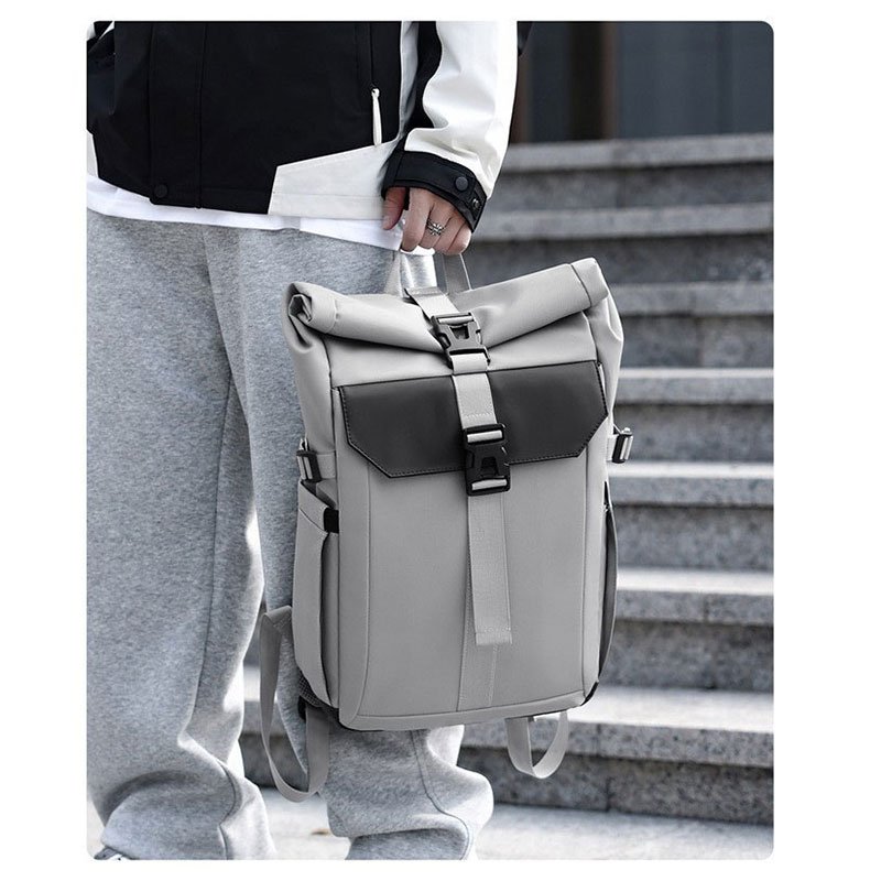 Custom-Laptop-Bag-Display-Photos10