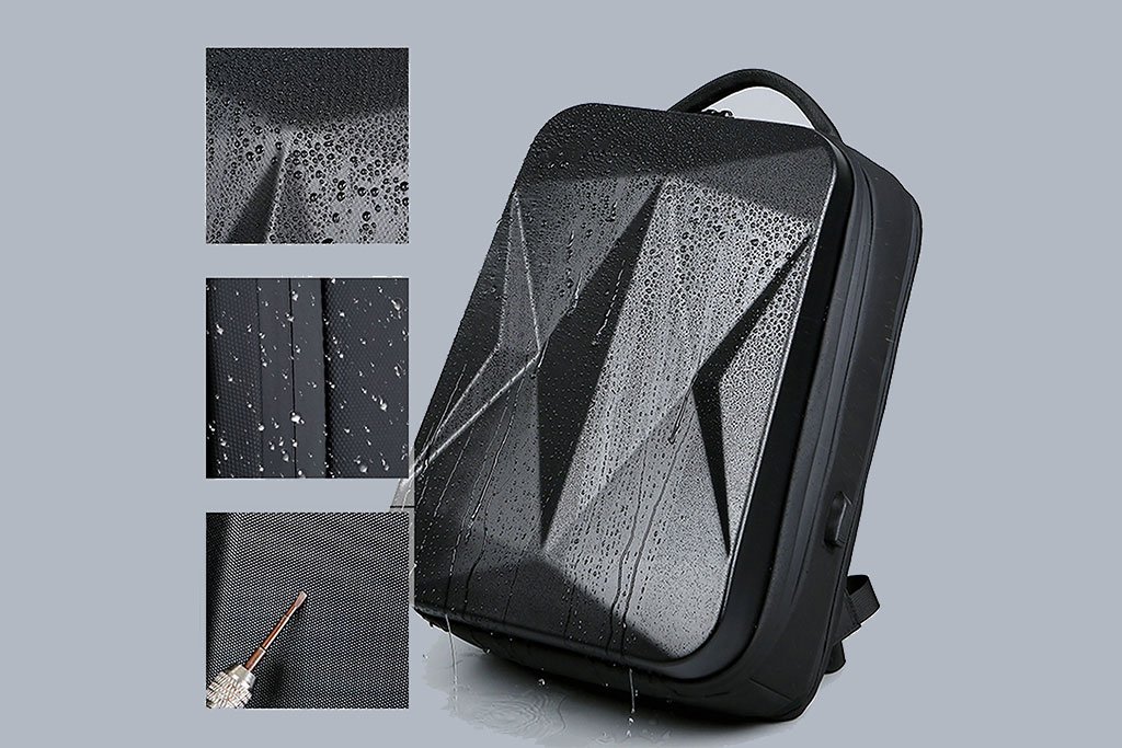 防护 Waterproof 17-inch Laptop Backpack