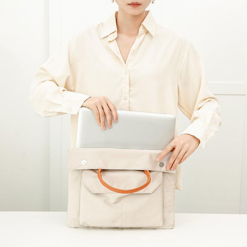 laptop-bag-for-women-01