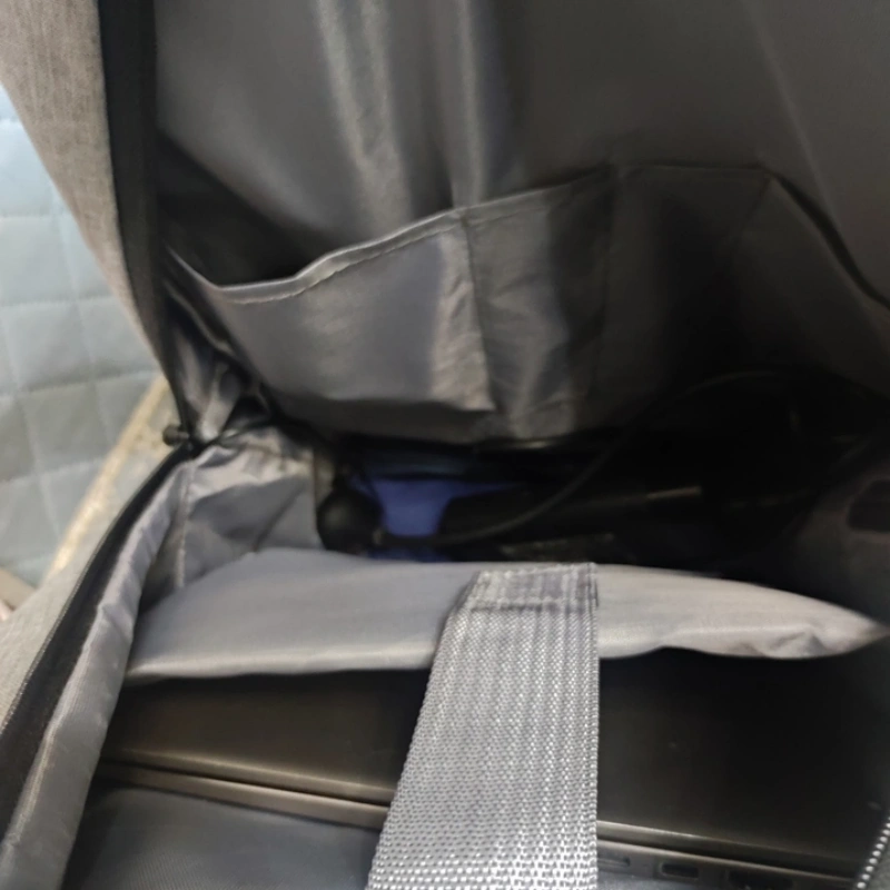 17-Inch Laptop Backpacks Sample Buyer Reviews 10