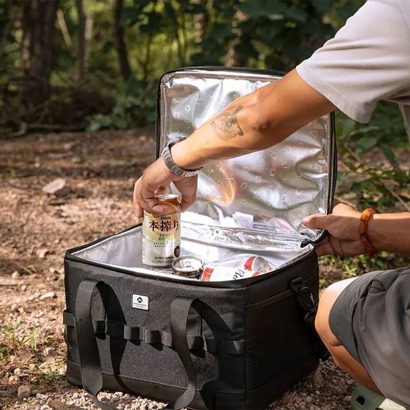 black-cooler-bag