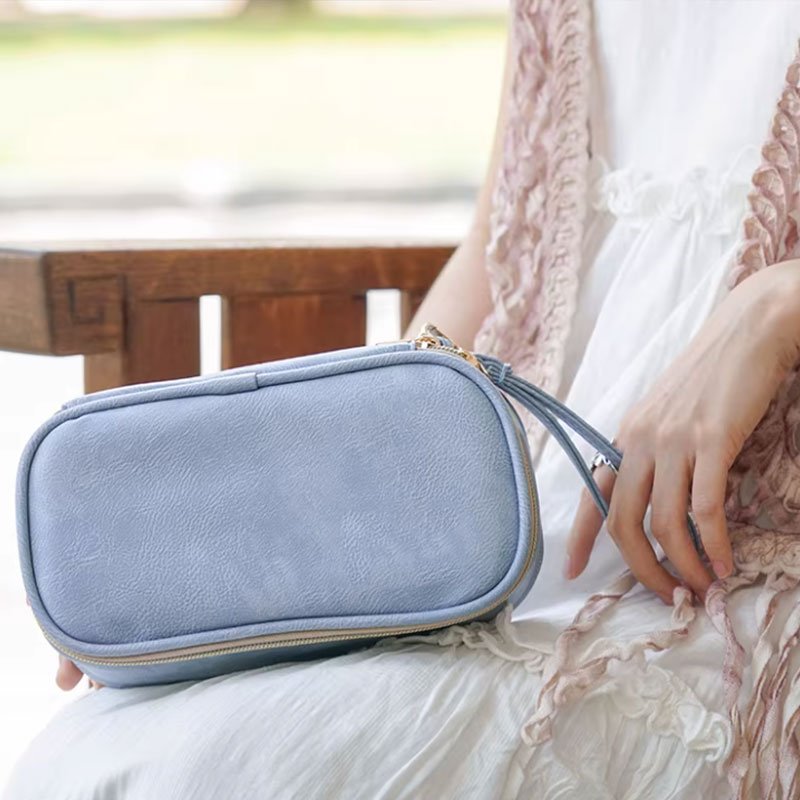 small-breast-milk-cooler-bag-2