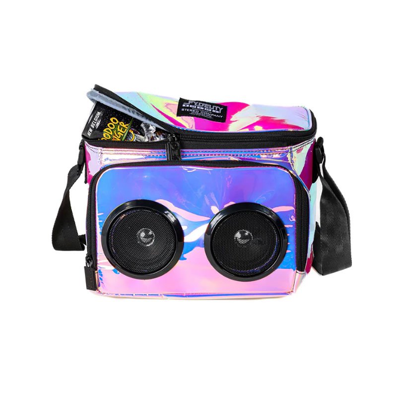 cooler-bag-with-built-in-bluetooth-speakers-(2)