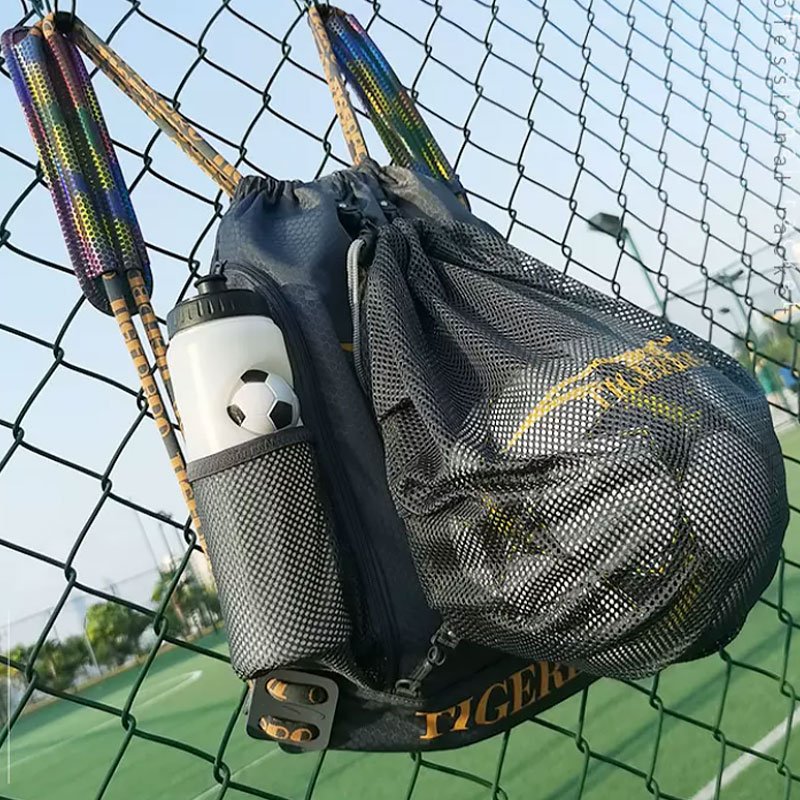 Professional-drawstring-soccer-bag