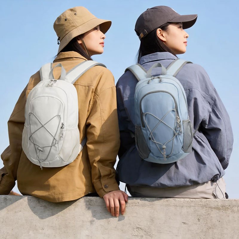 Women's-Outdoor-Backpacks