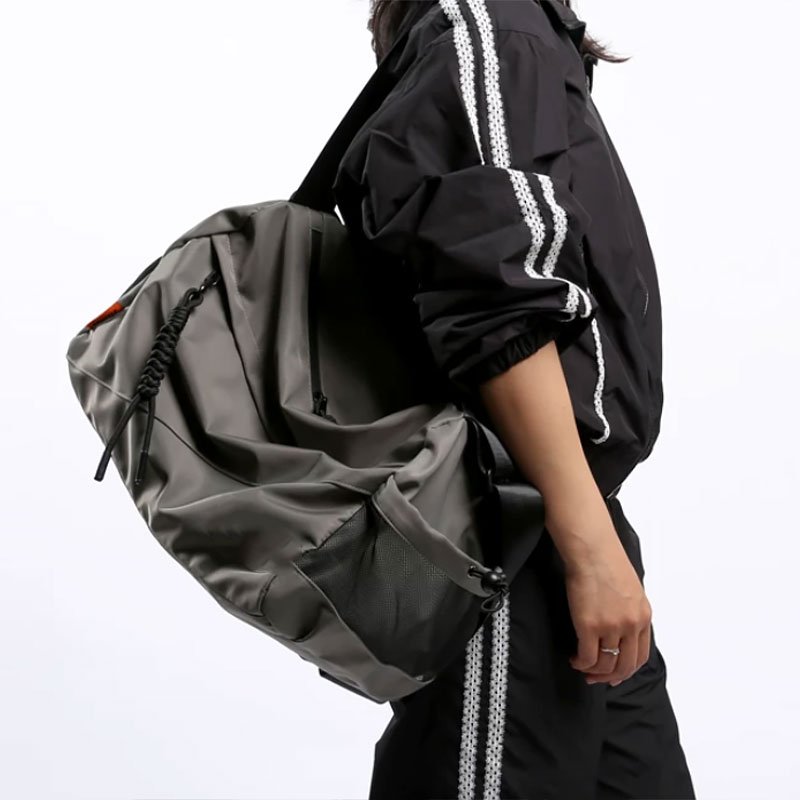 crossbody-bag-travelling
