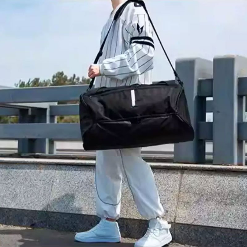custom-mens-travel-bag