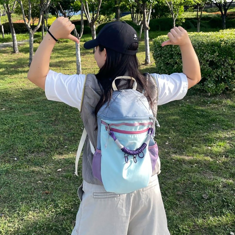 hiking-backpack-for-women