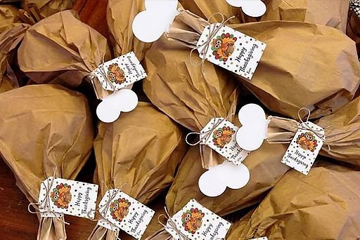 Thanksgiving Bundled-Gifts