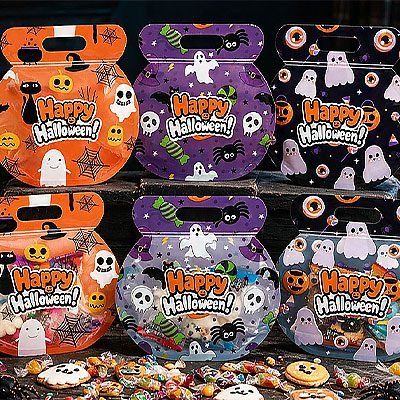 halloween-treat-bags halloween-treat-bags